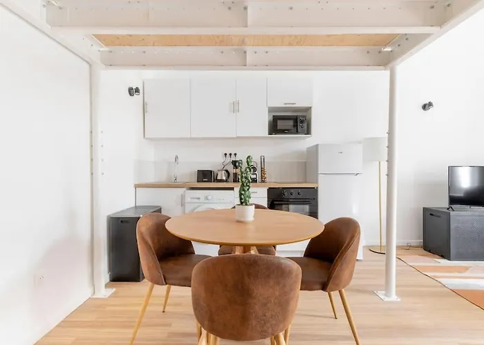 Bel Cosy Avec Mezzanine شقة *