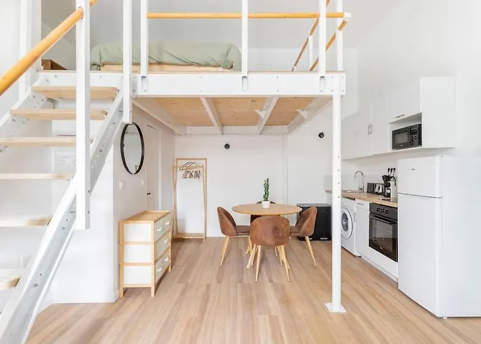 Bel Cosy Avec Mezzanine شقة *